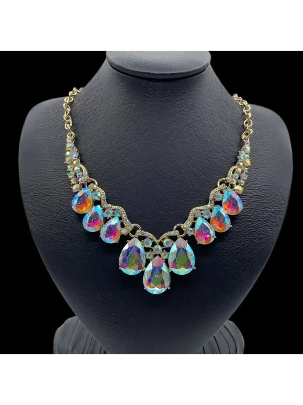 Beautiful Aurora Borealis Fashion Statement NWOT - Picture 6 of 8